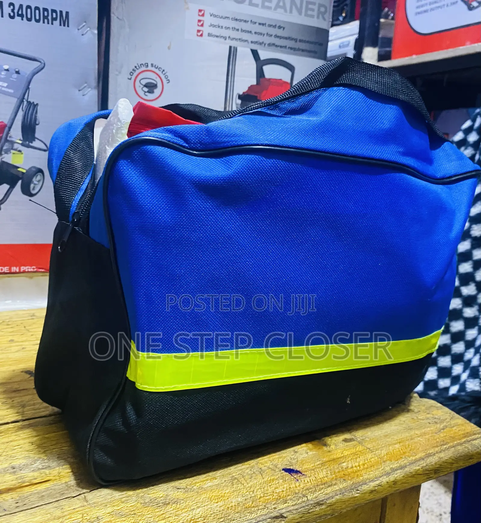 Saftey Car Kit With Fire Extinguisher, Tire Inflator,First Aid Kit