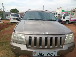 Jeep Grand Cherokee 2006 Gold