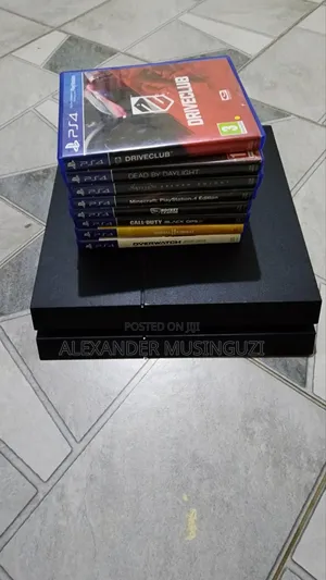 Playstation 4 Standard