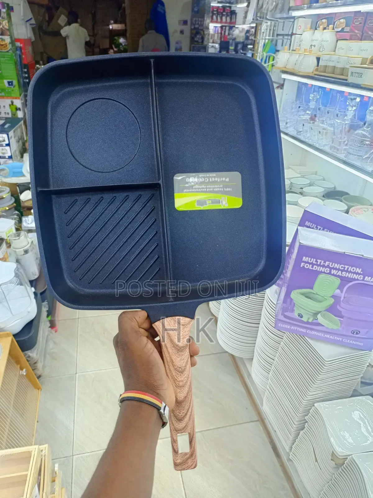 Non-Stick, Partitioned Frying Pan