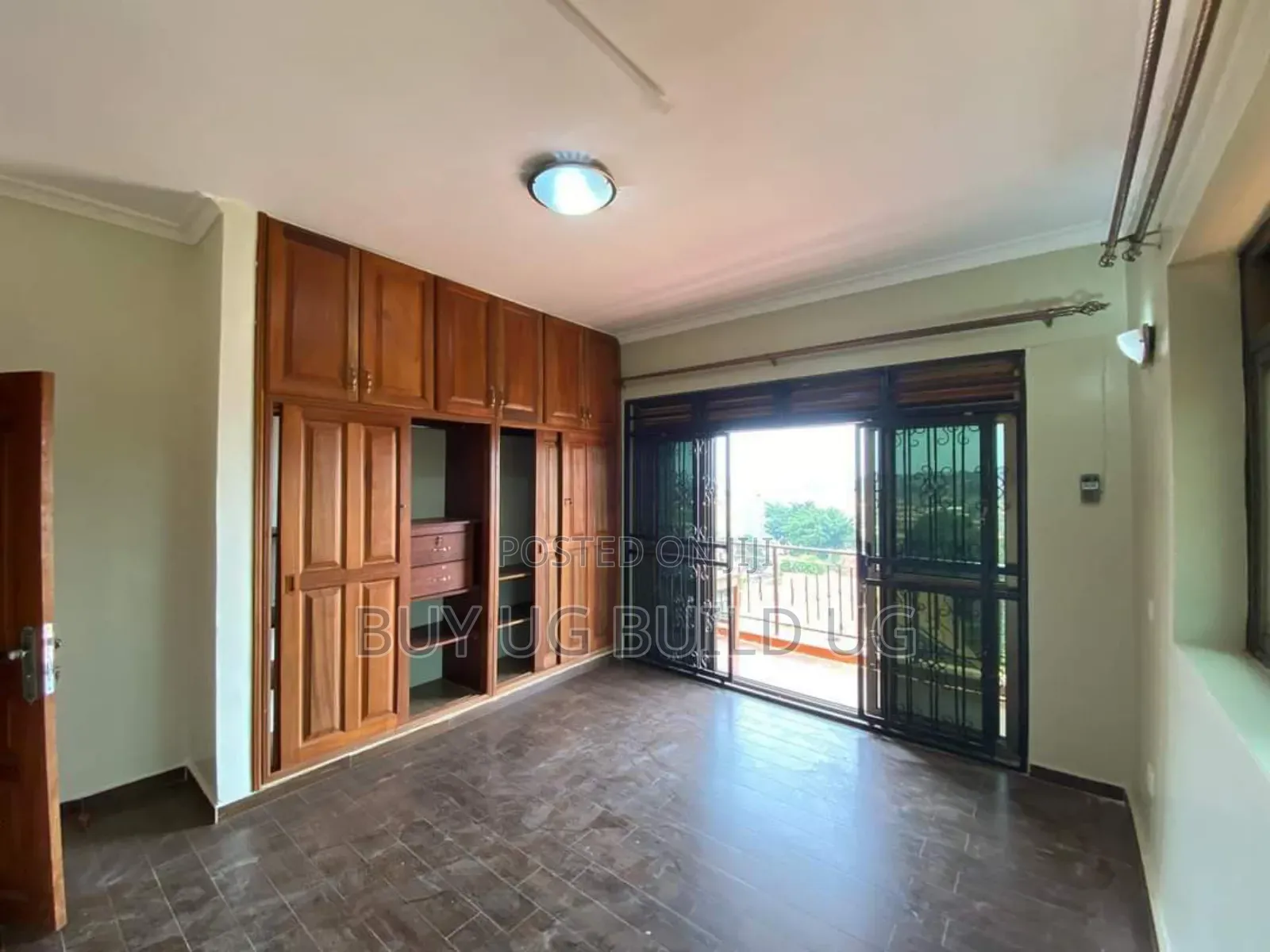 2bdrm Apartment in Kireka Town, Central Division for rent