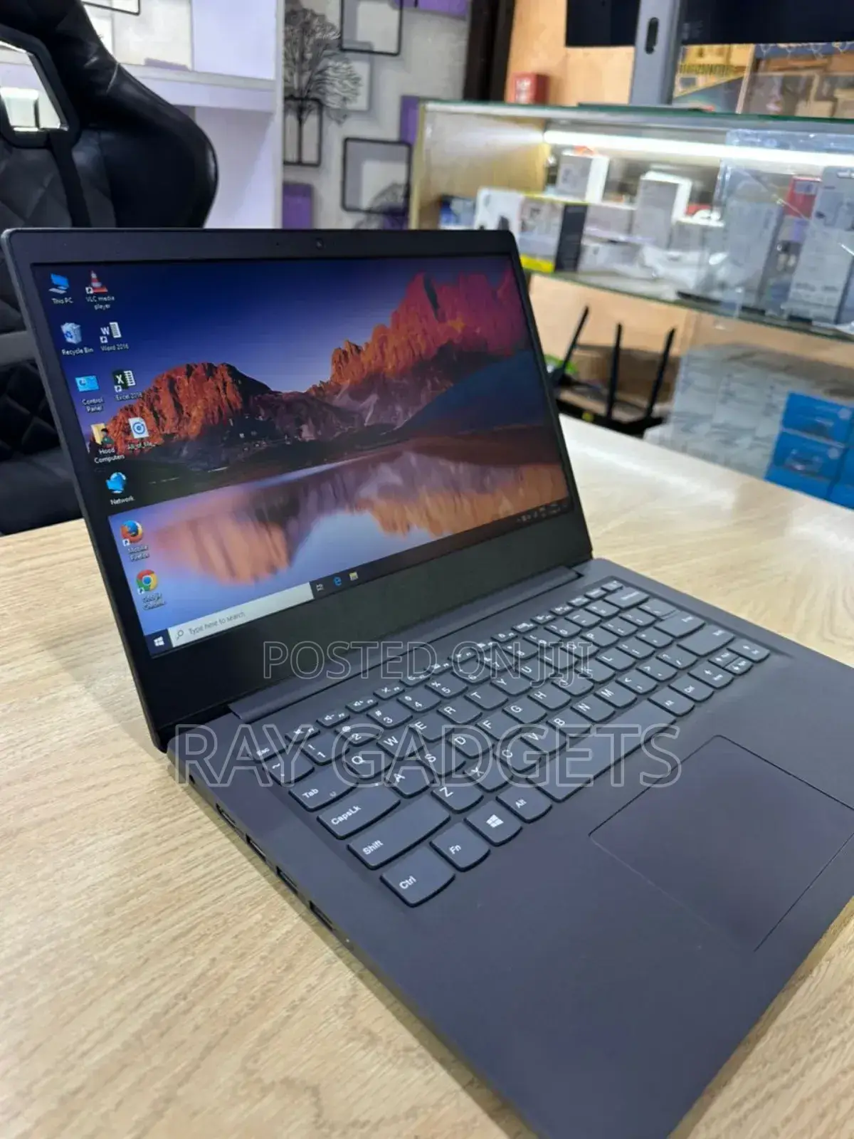 New Laptop Lenovo B470 8GB Intel Core 7 SSD 256GB