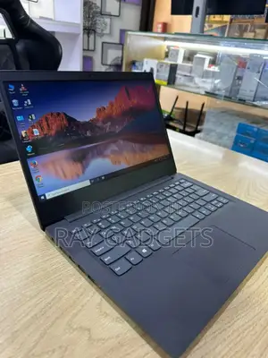 New Laptop Lenovo B470 8GB Intel Core 7 SSD 256GB