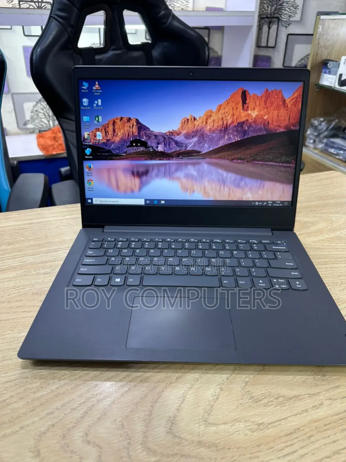 New Laptop HP EliteBook 840 G5 8GB Intel Core 7 SSD 256GB