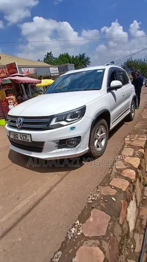 Volkswagen Tiguan 2015 White