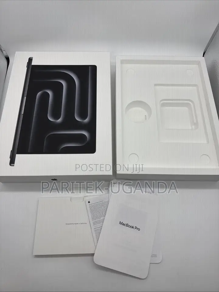 New Laptop Apple MacBook Pro 24GB Apple M4 SSD 1T
