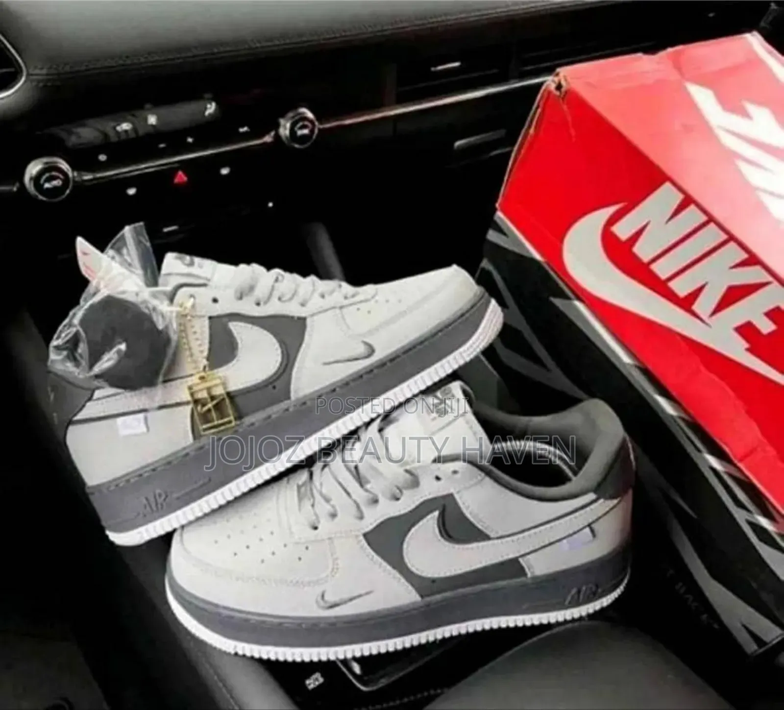 Nike Air Stylish Sneakers