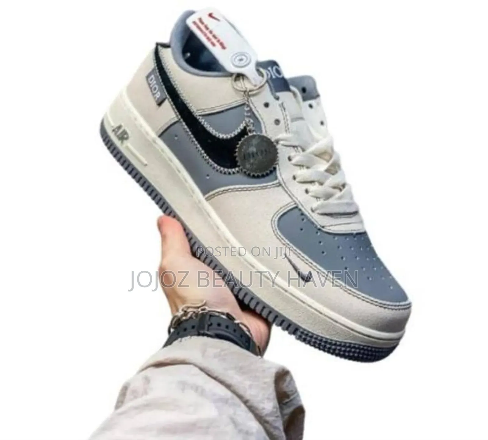 Nike Air Stylish Sneakers