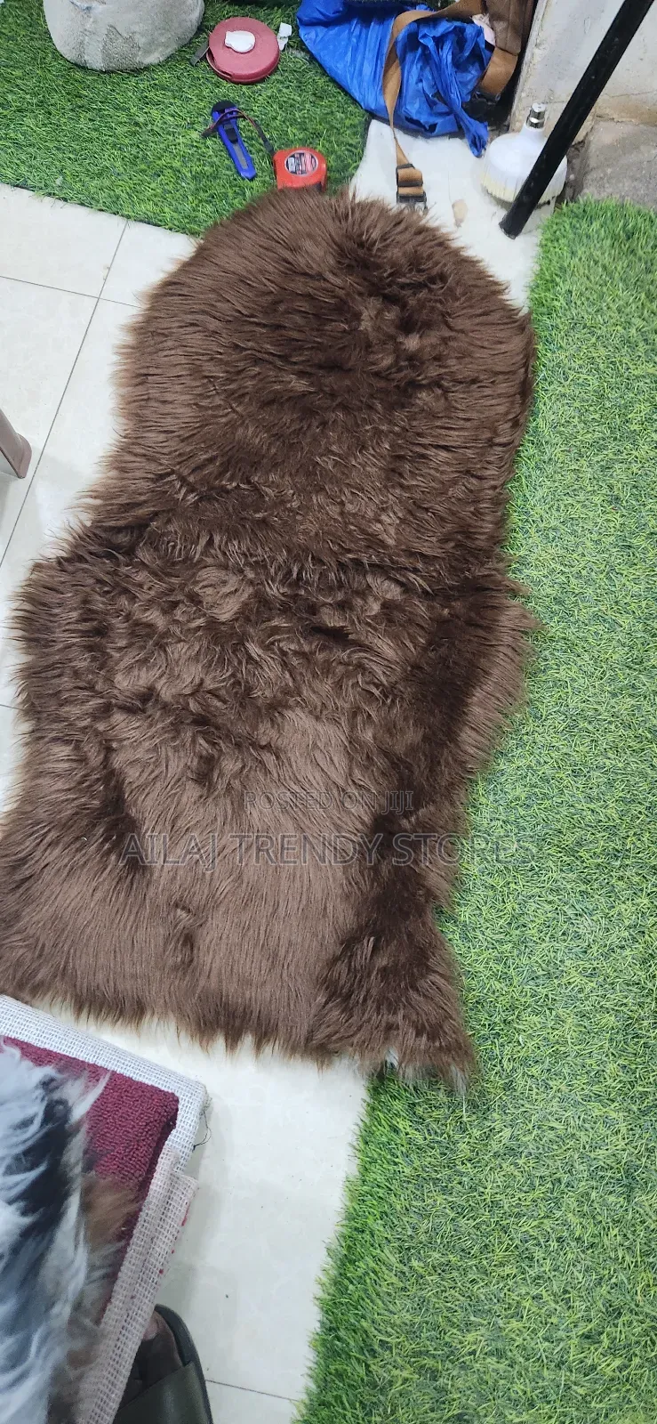 White-Black-Brown-Gray Fluffy Display Mats