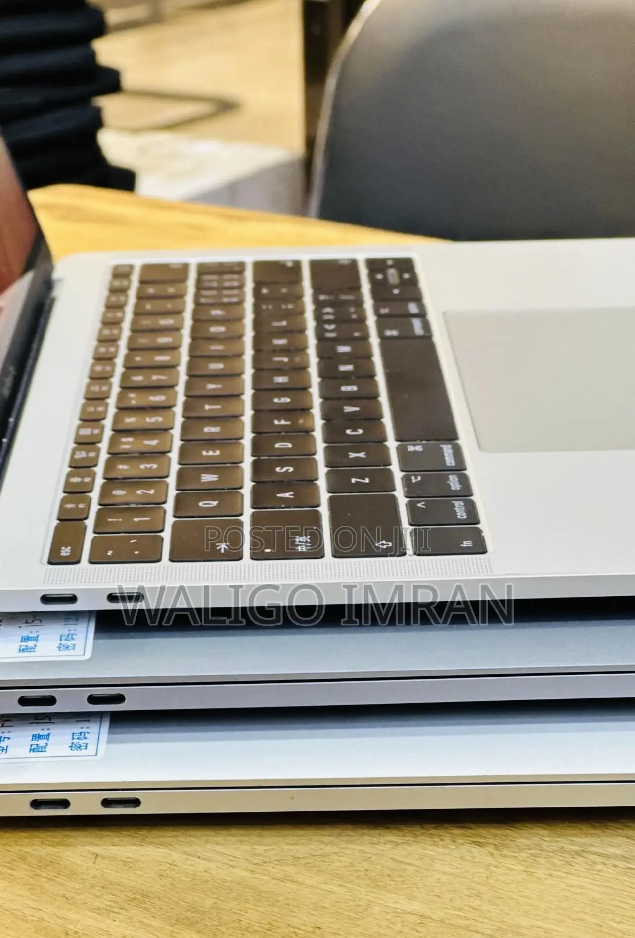 Laptop Apple MacBook Pro 2017 8GB Intel Core I7 SSD 256GB