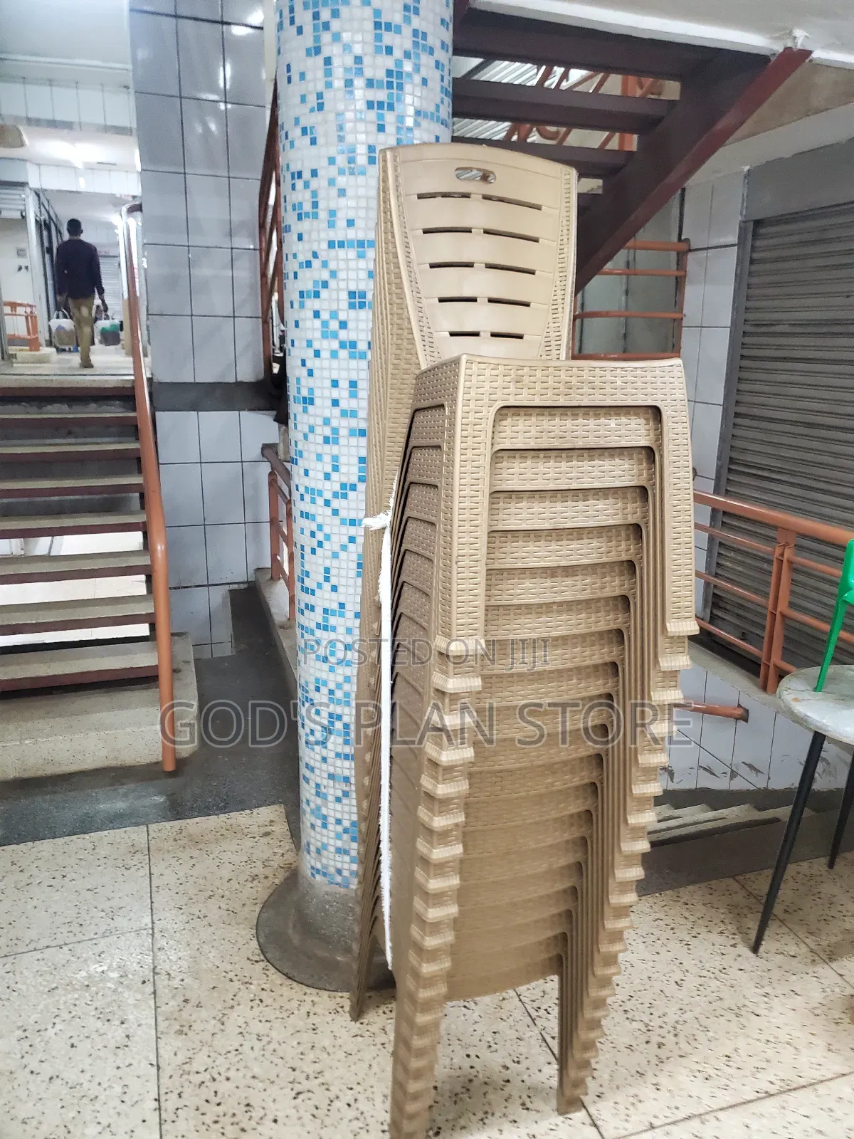 Ment Plastic Chairs Plastic Chairs