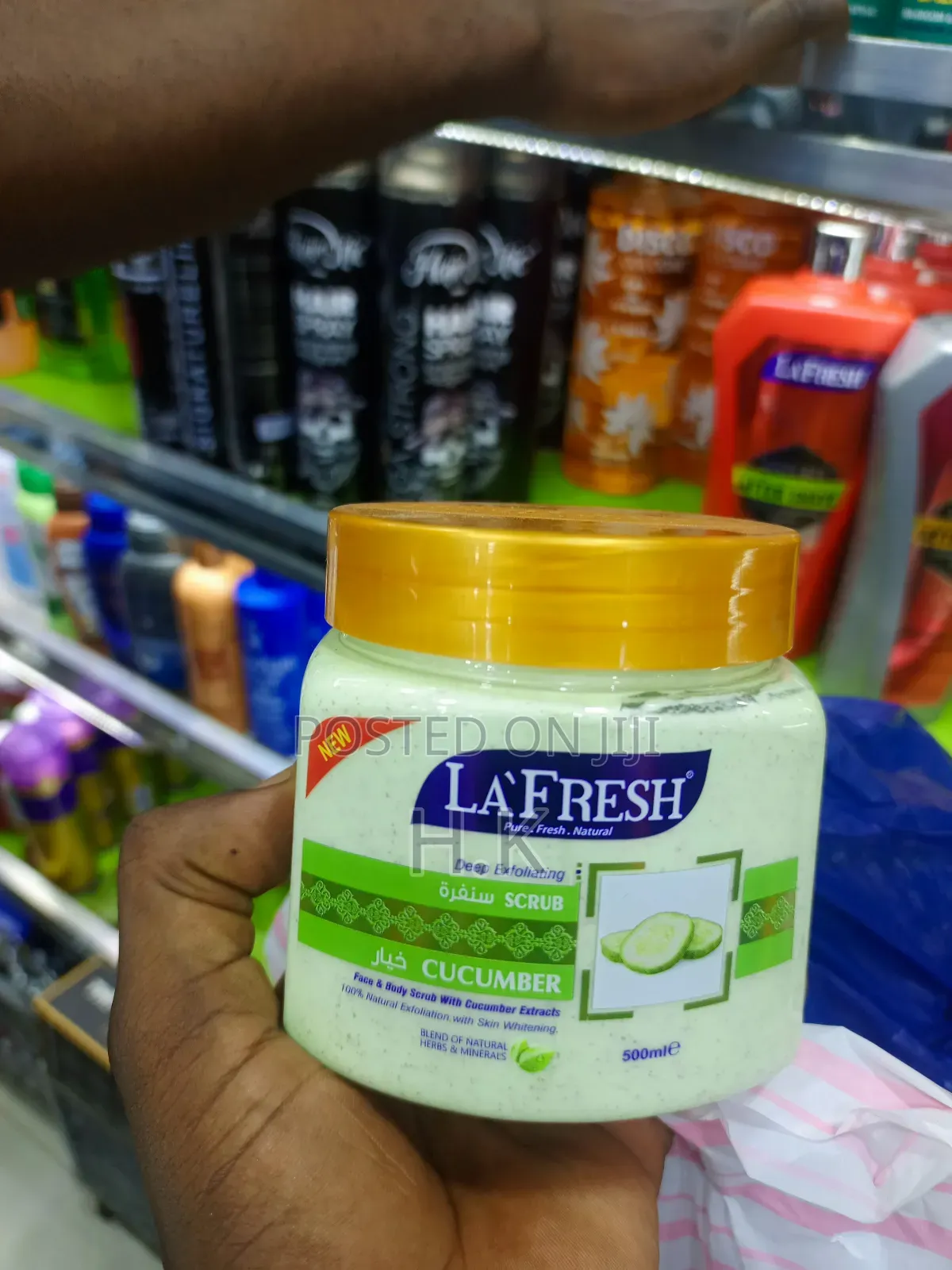 La Fresh Deep Exfoliating Cucumber Scrub (500ml)