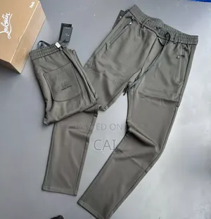 Super Free Sweater Pants