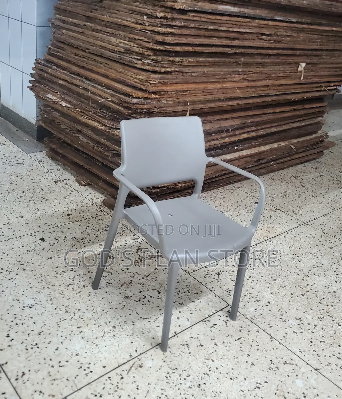 Skype Plastic Chairs Plastic Chairs