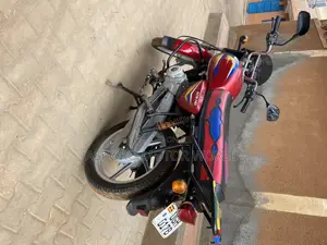 Bajaj CT 125X 2024 Red
