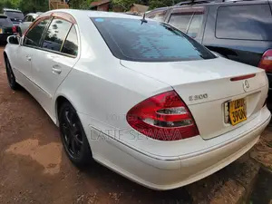 Mercedes-Benz E300 2004 White