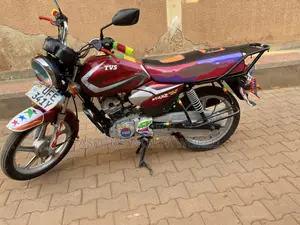 TVS HLX 125 2020 Red