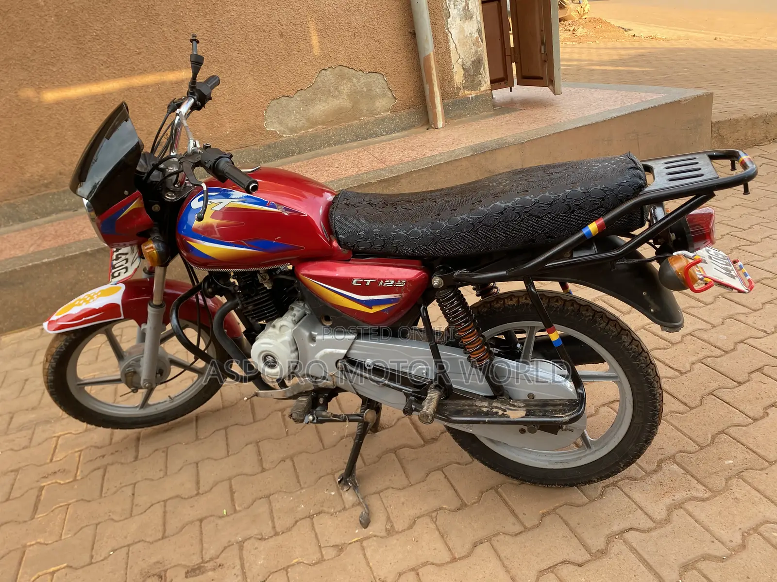 Bajaj CT 125X 2023 Red