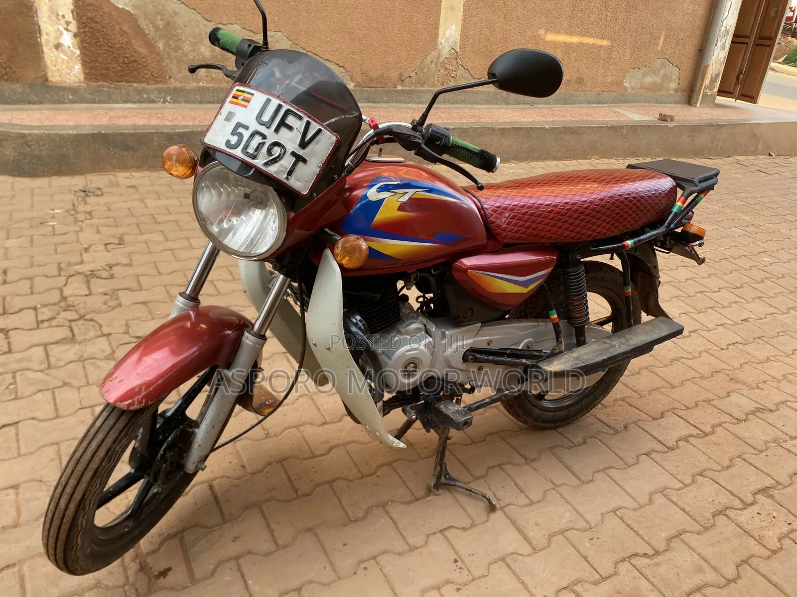 Bajaj CT 125X 2023 Red
