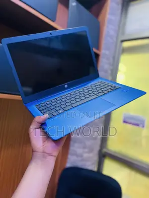 New Laptop HP Stream 14 4GB Intel Celeron SSD 60GB