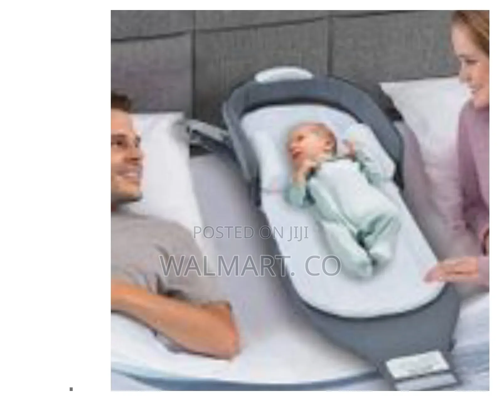 2 in 1 Portable Baby Bassinet and Storage Diaper Bag