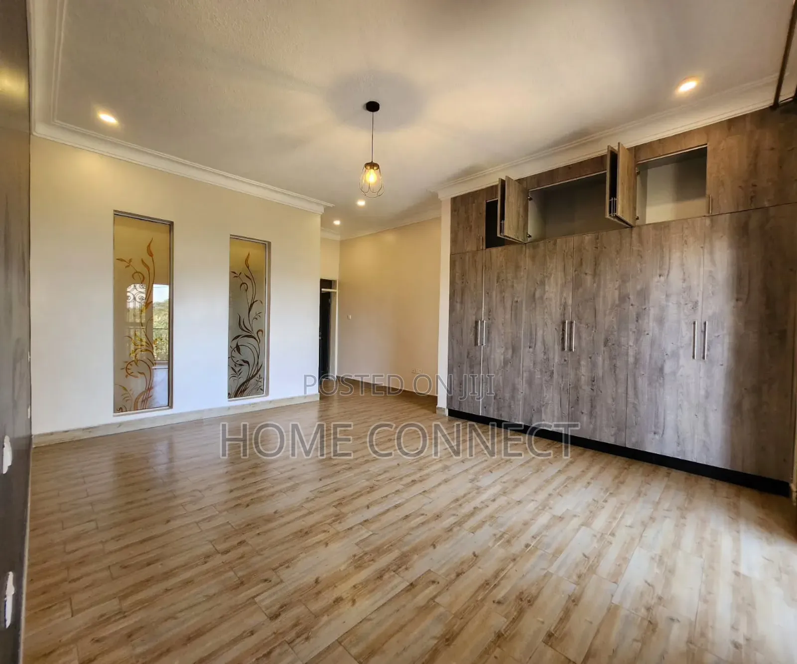 3bdrm Duplex in Muyenga Kironde Rd, Central Division for rent