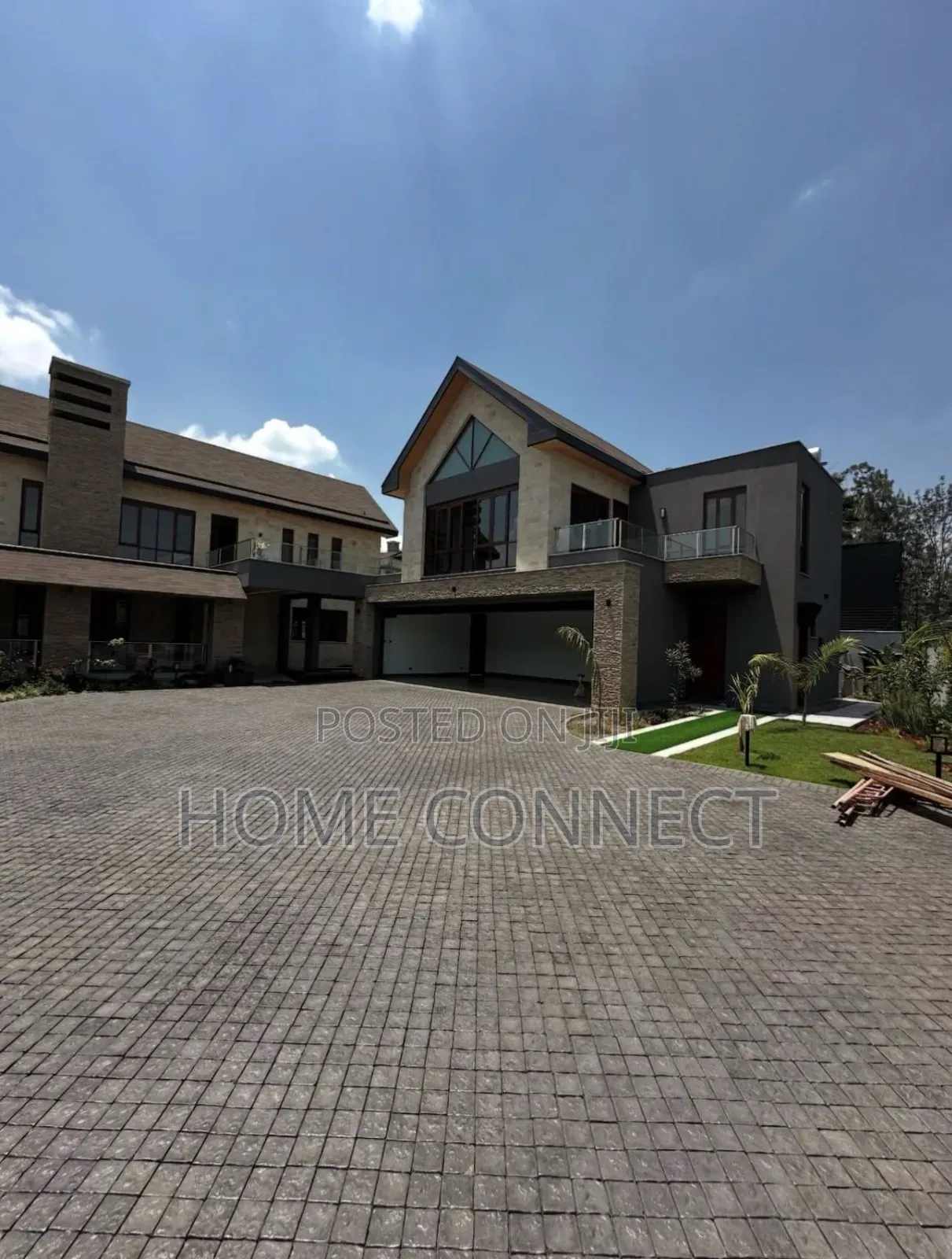 5bdrm Duplex in Serena Kigo, Central Division for rent