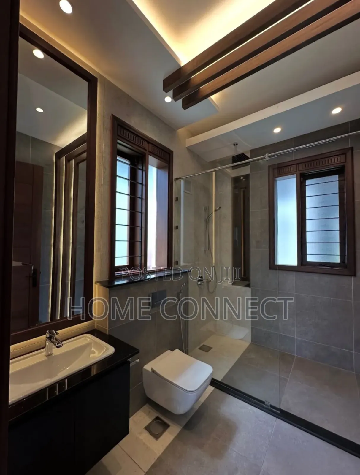 5bdrm Duplex in Serena Kigo, Central Division for rent