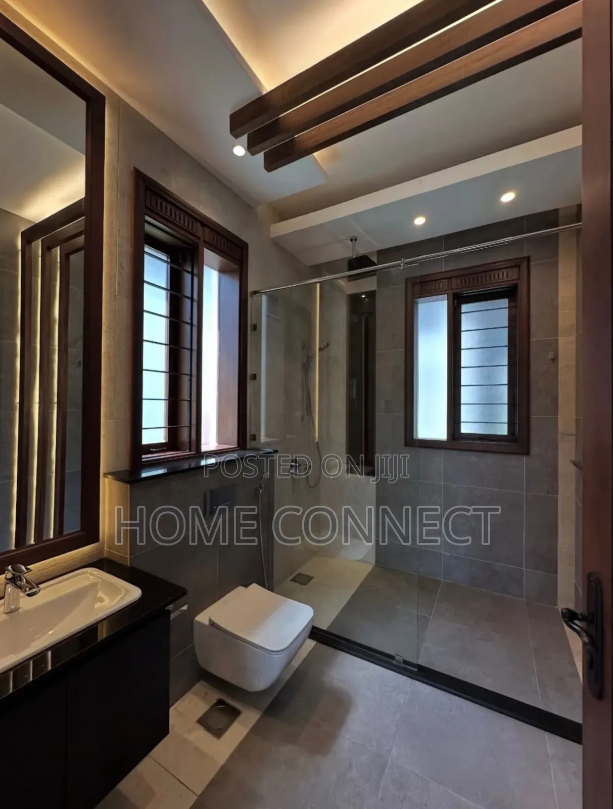 5bdrm Duplex in Serena Kigo, Central Division for rent