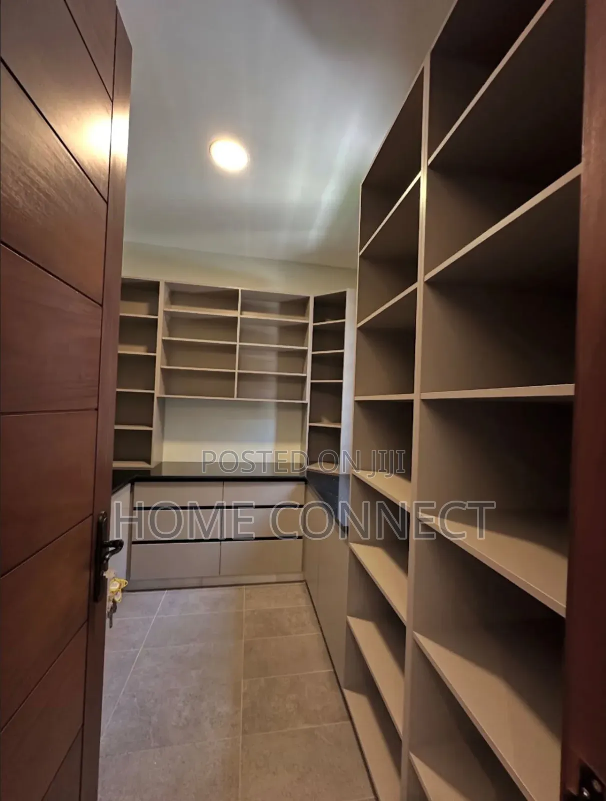 5bdrm Duplex in Serena Kigo, Central Division for rent