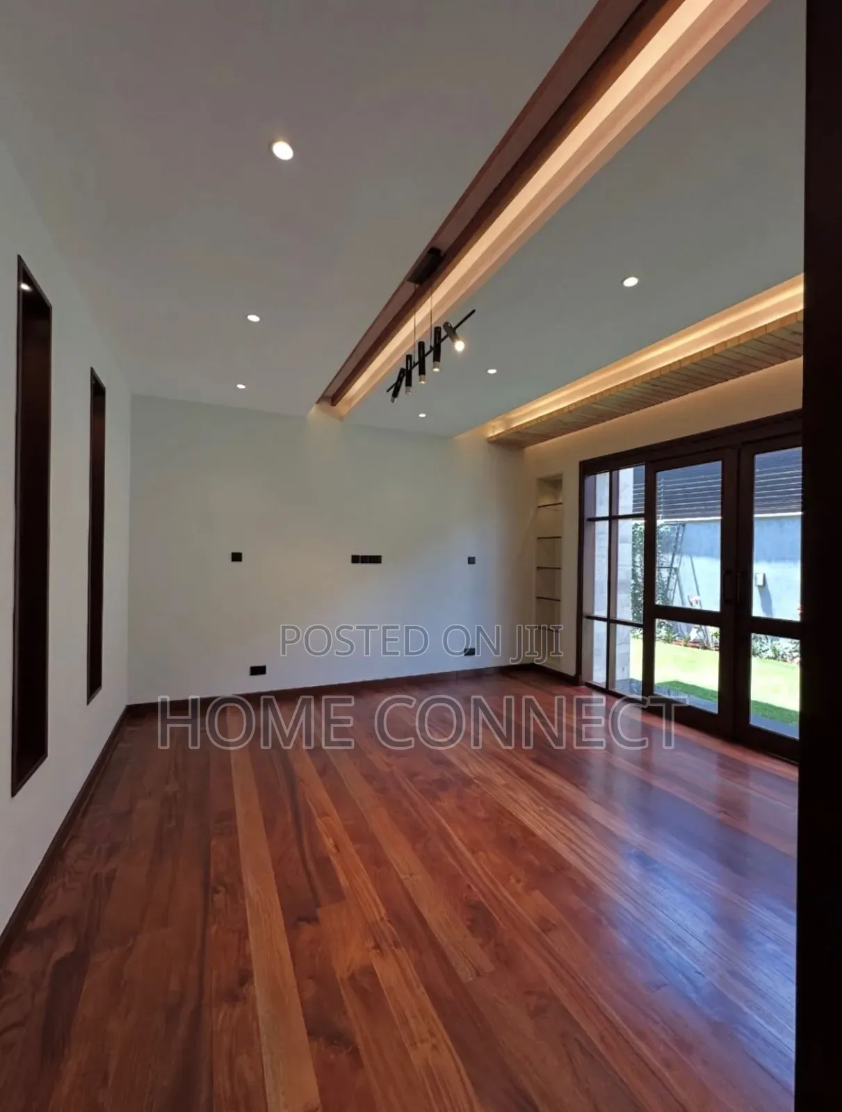 5bdrm Duplex in Serena Kigo, Central Division for rent