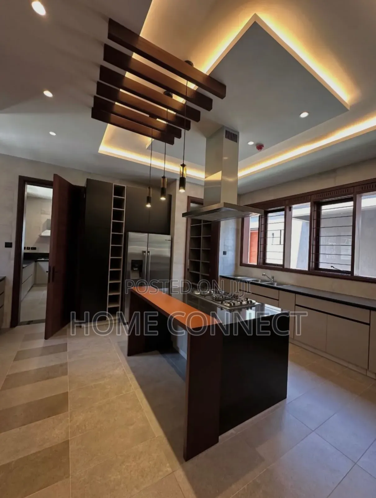 5bdrm Duplex in Serena Kigo, Central Division for rent