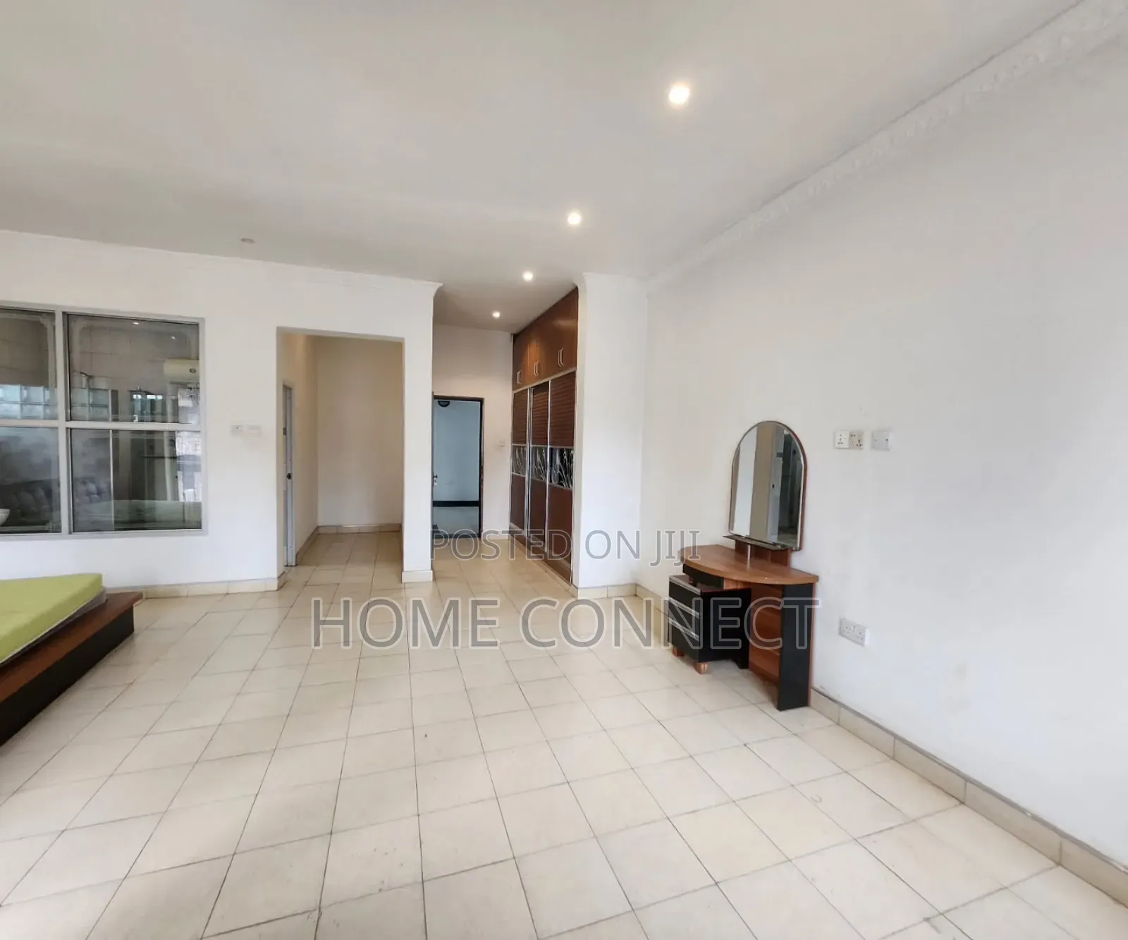 5bdrm Duplex in Bukoto, Central Division for rent