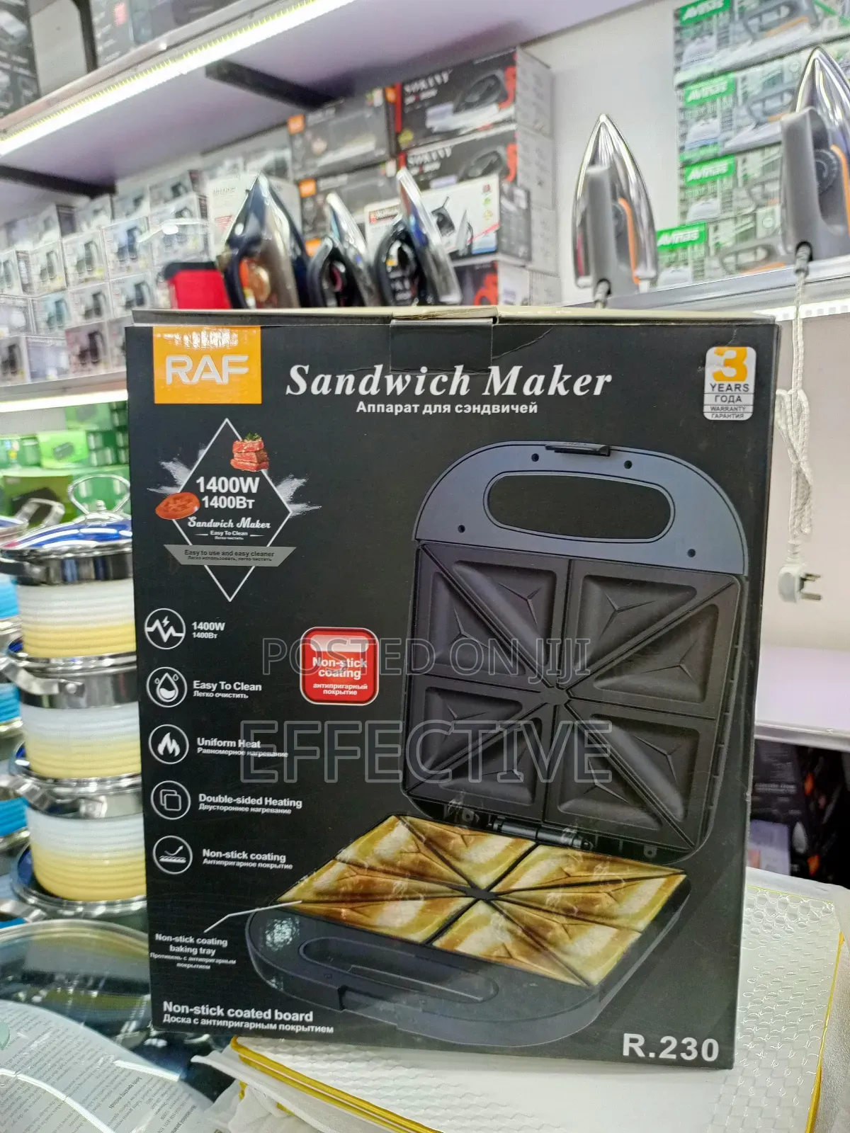 Raf R.230 Electric Sandwich Maker With a 1400w Rating.