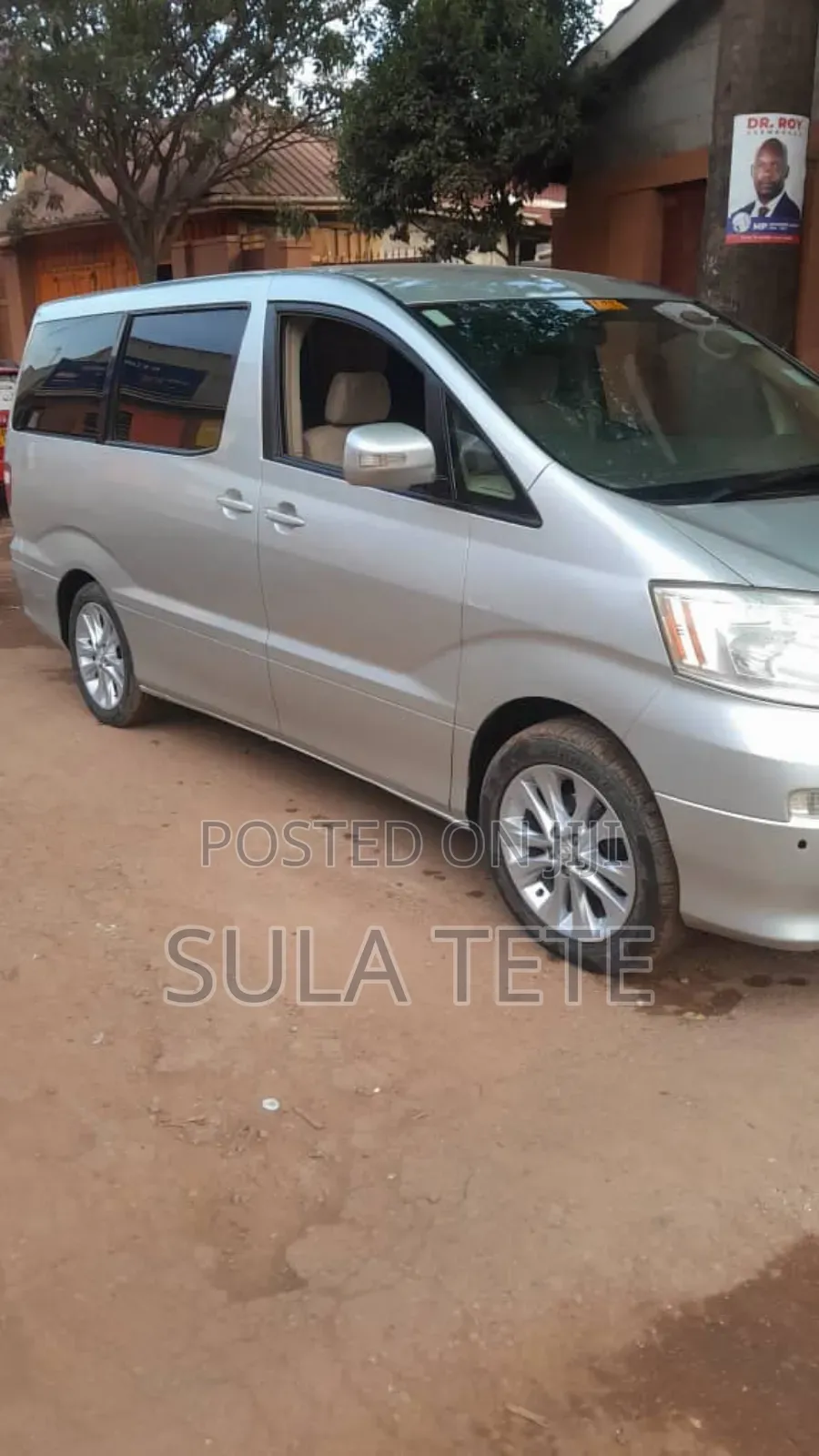 Toyota Alphard 2.4 Petrol AWD 2004 Silver