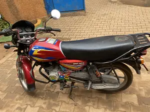 Bajaj CT 125X 2024 Red
