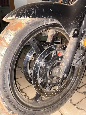 Suzuki V-Strom 2011 Black