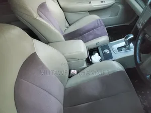 Subaru Outback 2012 White