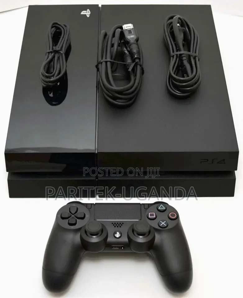 Sony Playstation 4 With 1 Gamepad