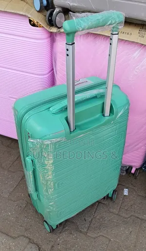 Simple Pro Suitcase