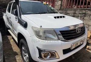 Toyota Hilux 2.0 VVT-i SRX 2012 White