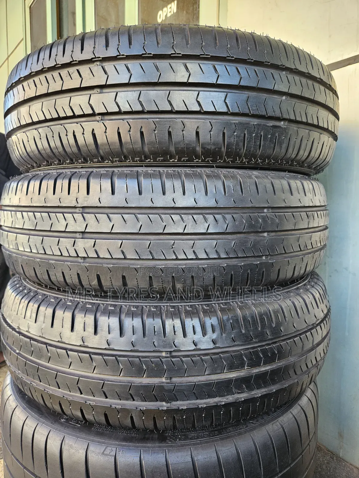 195 R14c Roadstone Roadian Ct8 the Original Tires 4rm E Right Person