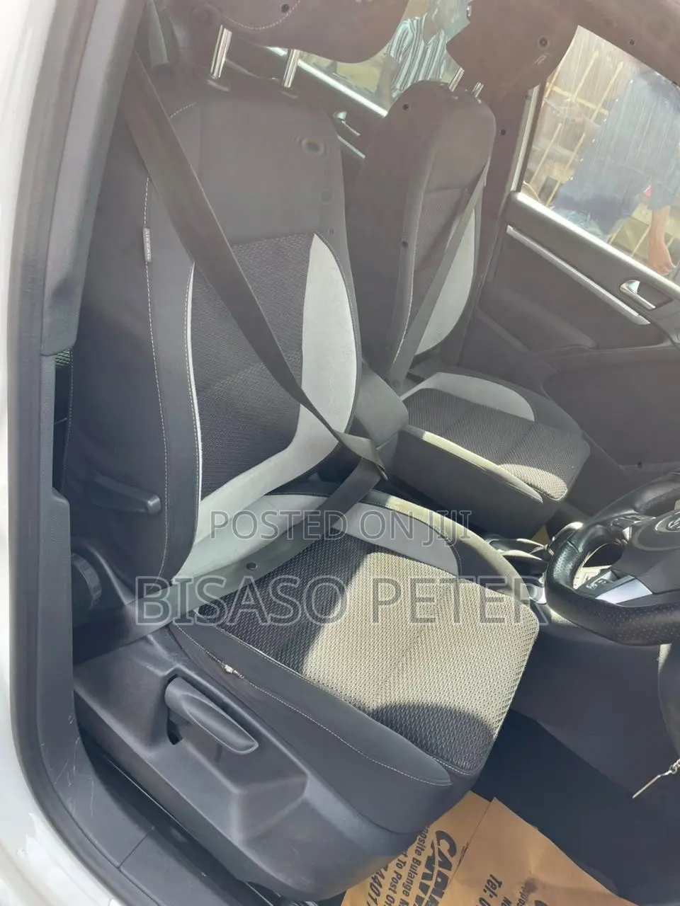 Volkswagen Tiguan R-Line 4Motion 4dr SUV AWD (2.0L 4cyl Turbo 6A) 2015
