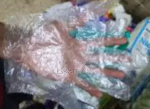 Disposable Clear Plastic Gloves. (100 Pieces)
