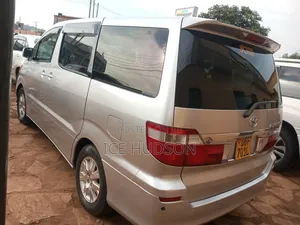 Toyota Alphard 2005