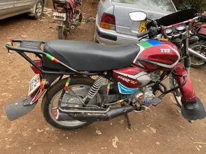TVS HLX 125 2022 Red