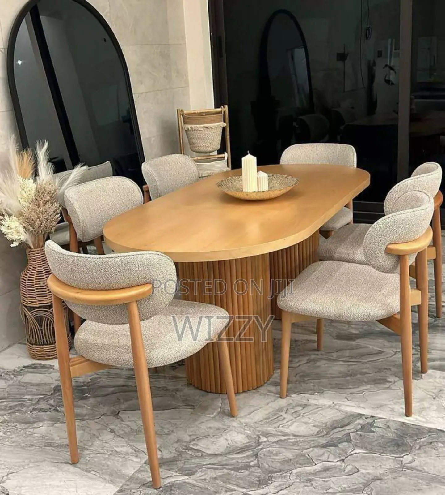 Sex Seaters Dinning Table at Low Price