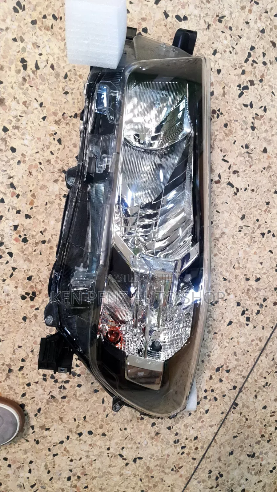 Hilux Revo 2018 - 2020 Headlamps