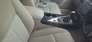 Nissan Skyline 2015 Silver