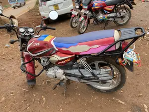 TVS HLX 125 2022 Red